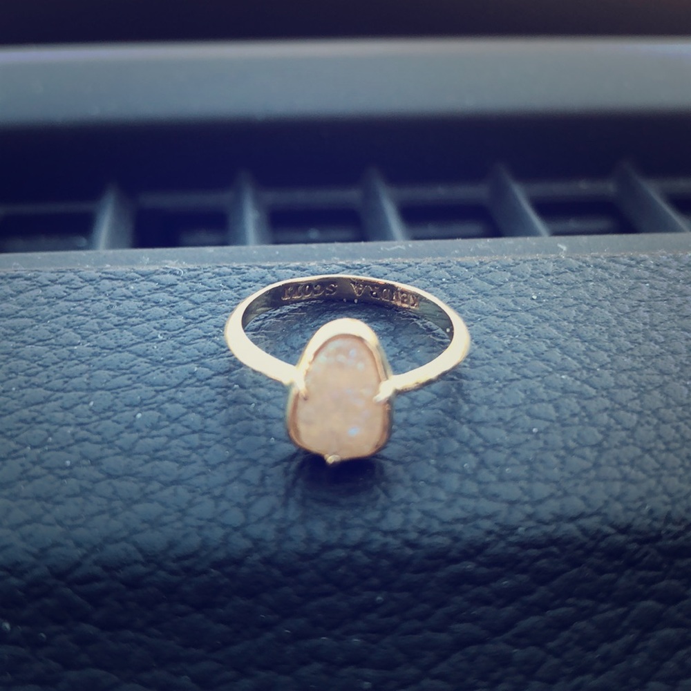NWOT KENDRA SCOTT RING